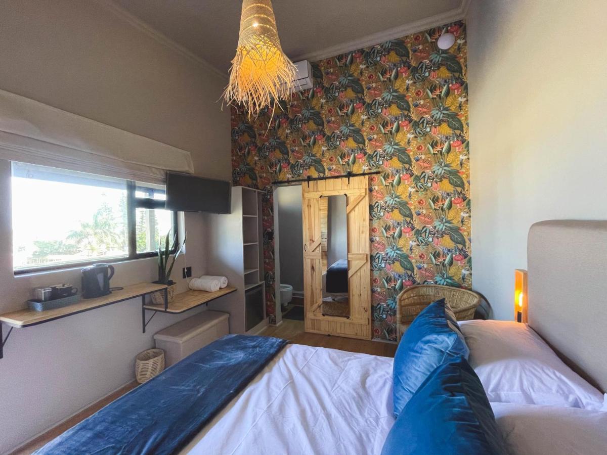 Le Bezz Guesthouse Ballito Exterior photo