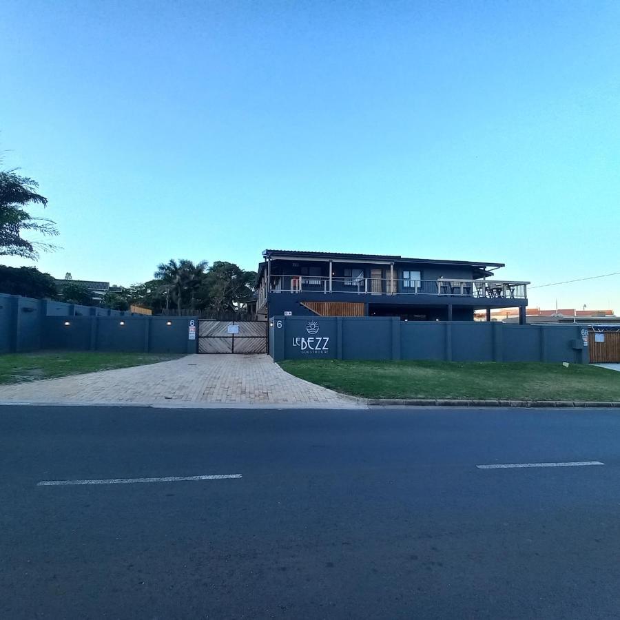 Le Bezz Guesthouse Ballito Exterior photo